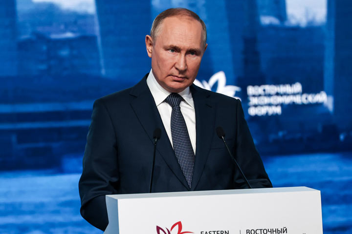Путин пообещал продолжить бить по Украине