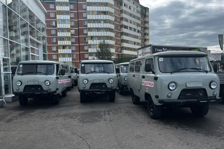 Районные больницы Хакасии оснастили санитарными авто