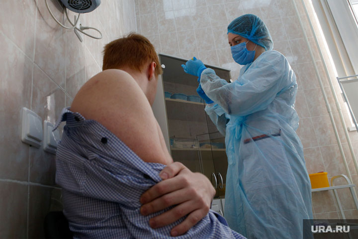 В Госдуме хотят наказать разработчиков детской вакцины от COVID