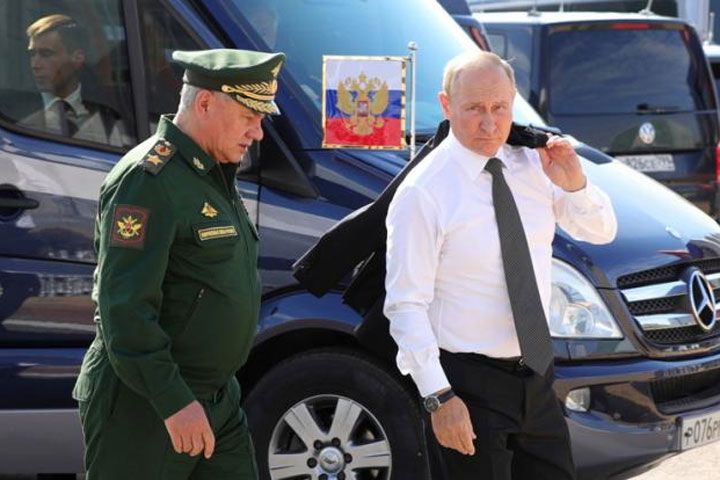 Стратегия безопасности США: «Россияне должны свалить Путина к 2030 году, чтобы не бахнул по Вашингтону»