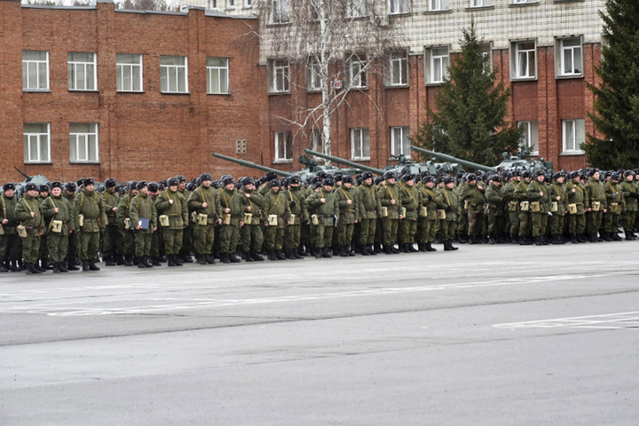 Мобилизованные сибиряки отправляются в зону СВО