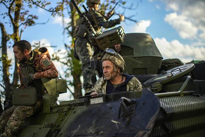«Разведка боем» под Херсоном: НАТО на Украине обкатывает новую тактику