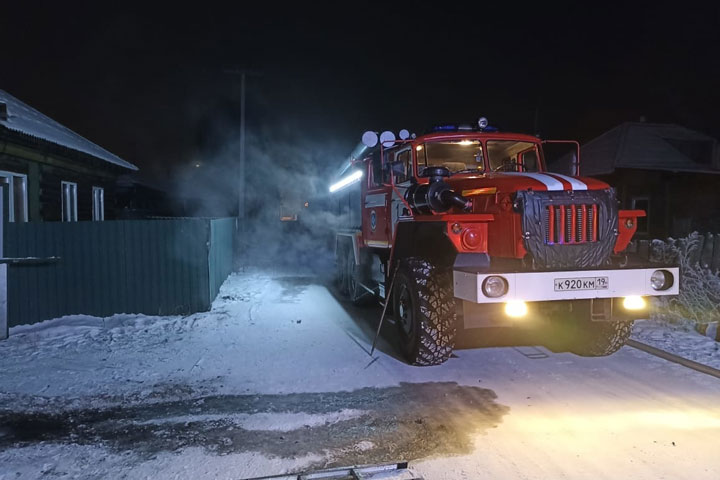 В Усть-Абакане на пожаре погиб человек 