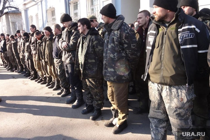 Украина пытается выведать у пленных настроение граждан на освобожденных территориях