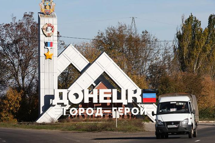 А. Бунич: Донбасс восстановят, если ушлым чиновникам, падким на деньги, по рукам и башке бить будут