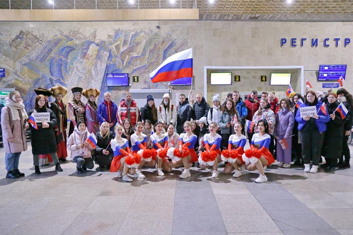 В Хакасию прибыл основной состав сборной страны по лыжным гонкам