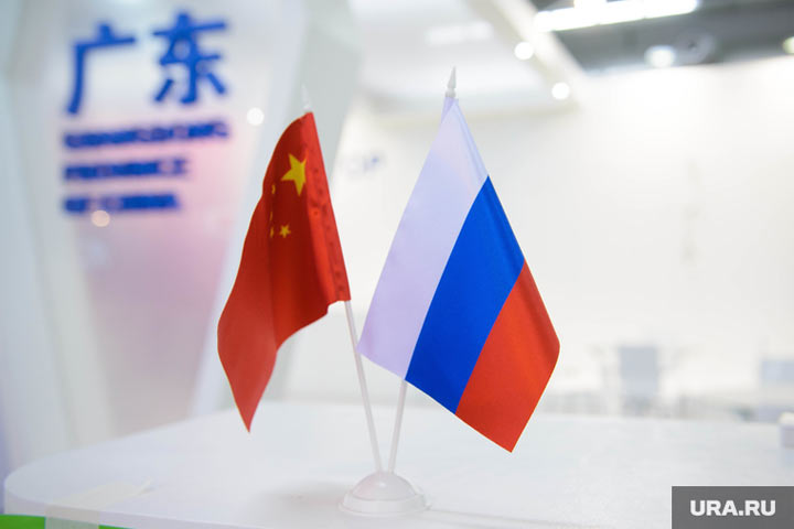 Чиновник США: встреча Путина и Си Цзиньпина сблизит РФ и Китай