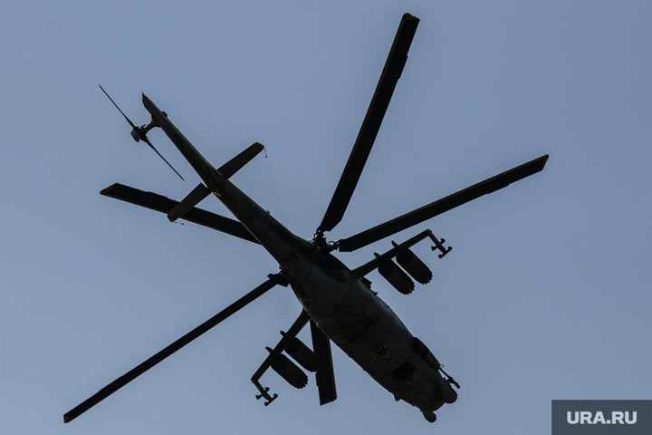 В Якутии инверсионный след от вертолета приняли за распыление «омикрона»