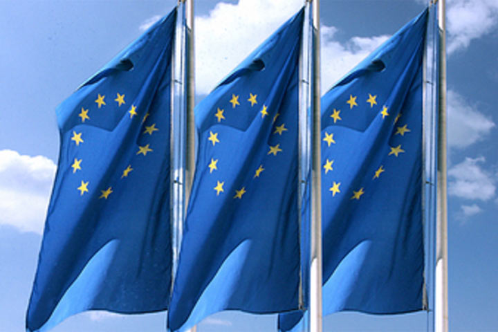Политолог: Европа очень устала помогать украинцам