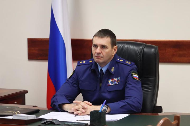 Замгенпрокурора РФ разбирался в проблемах сибиряков 