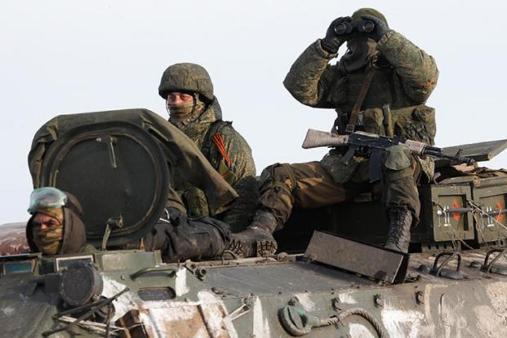 Зимние бои: Запад гадает, на какие направления будет направлена группировка российских войск