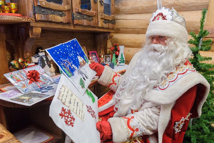 Дети из Хакасии могут поучаствовать в конкурсе рисунков «Открытка Деду Морозу»