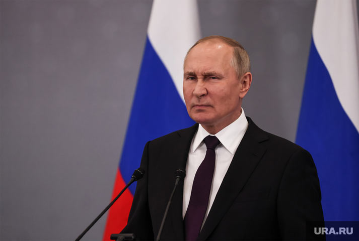 Путин похвалил «Ростех» за высокие объемы экспорта оружия