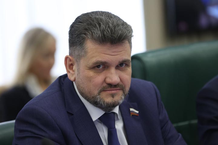 Александр Жуков выступил на заседании комитета по экономической политике
