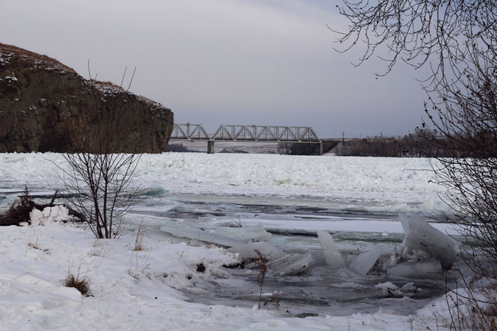 Началось: жителей Хакасии предупредили о прохождении кромки ледостава по Енисею  