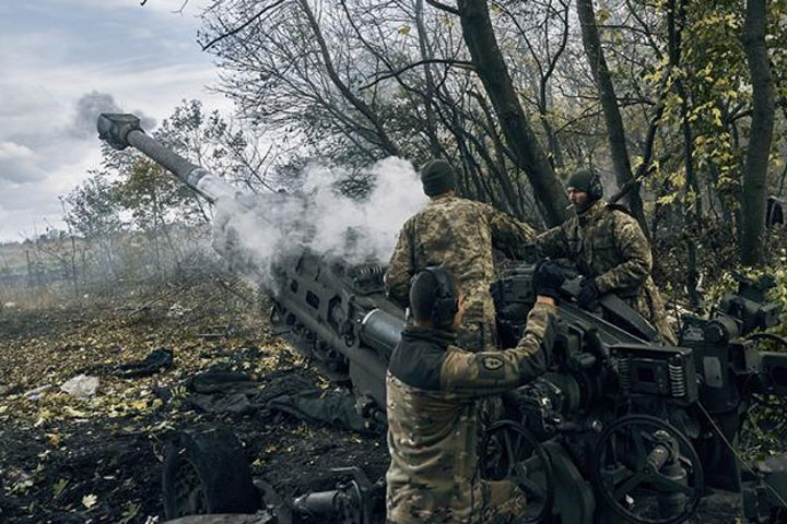 Артиллерийская дуэль: Киев уже недоволен американскими М777 — стволы «летят»