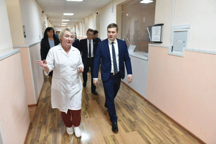 Глава Хакасии посетил санаторий «Туманный»