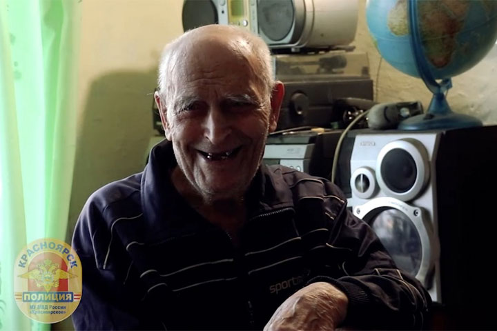 100-летний дед предложил мошенникам за помощь внучке 23 рубля