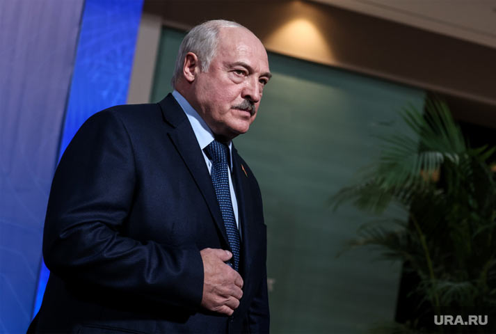 Лукашенко назвал неприемлемыми условия Киева по переговорам с РФ