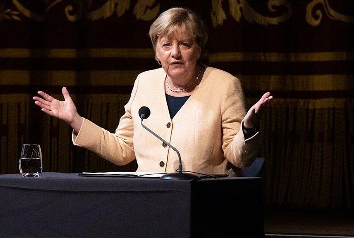 Русскую спецоперацию планировала Меркель: Тайное становится явным