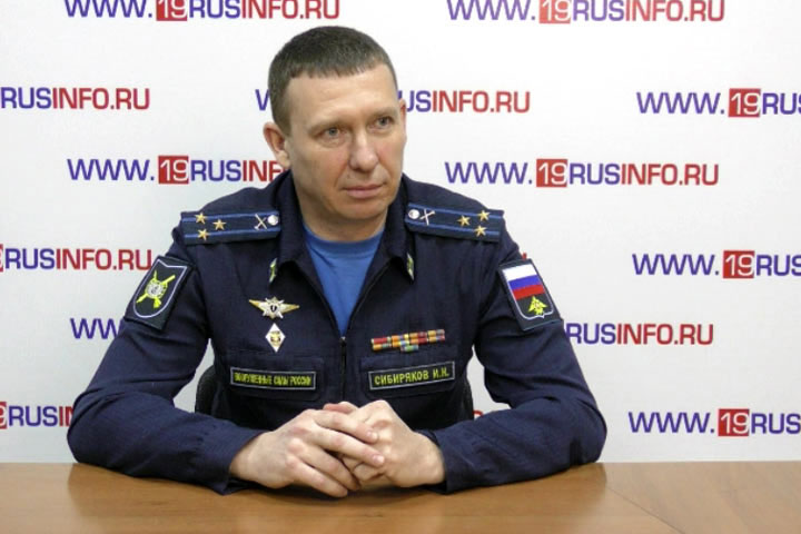 Иван Сибиряков: Школы могут использовать для НВП базу воинских частей и военной кафедры 