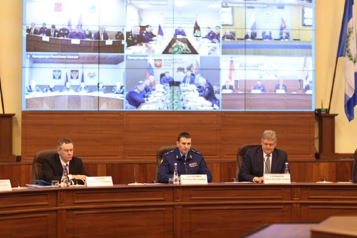Заместитель Генпрокурора России провел межведомственное совещание в Иркутске 