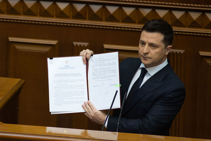 В Польше раскрыли тайные договоренности Зеленского с Дудой после начала спецоперации