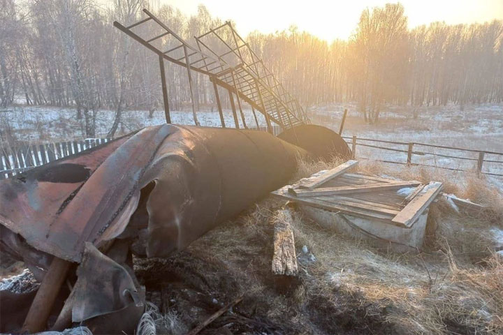 Министерство ЖКХ Красноярского края прокомментировало обрушение водонапорной башни