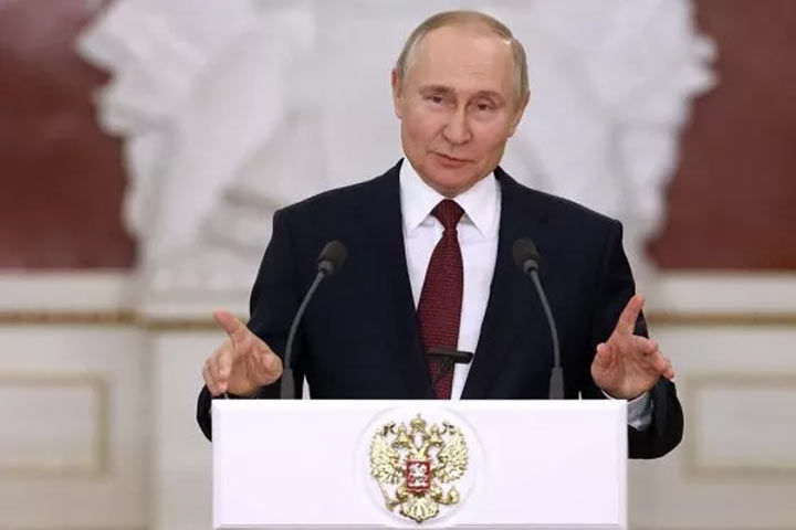 «Чувствуем себя уверенно». Владимир Путин ответил на вопросы журналистов об итогах года для России