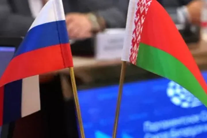 Спина к спине: Россия и Белоруссия - против общего врага