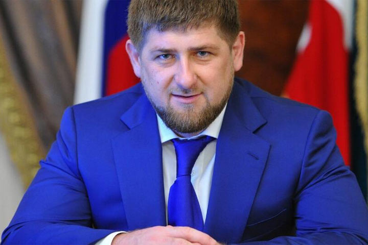 Кадыров назвал невосполнимой утратой смерть Хасбулатова