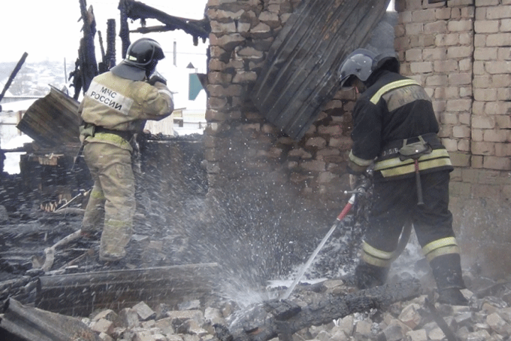В Хакасии жителям напомнили о пожарной безопасности в холода