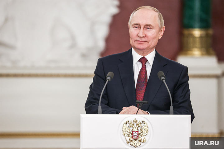 Путин обратился к православным россиянам. Видео