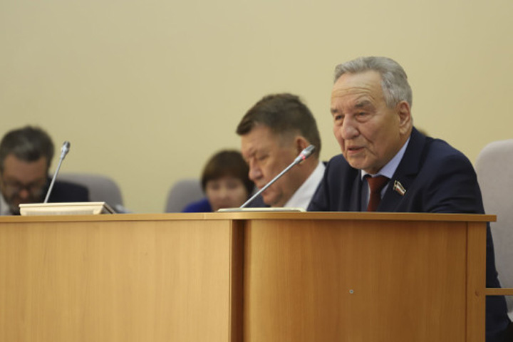 Верховный Совет Хакасии выходит из-под контроля спикера Штыгашева
