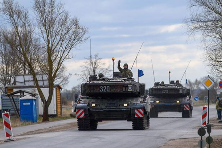 Не только Bradley, но и Leopard 2: США собирают «Рамштайн», чтобы спасти ВСУ