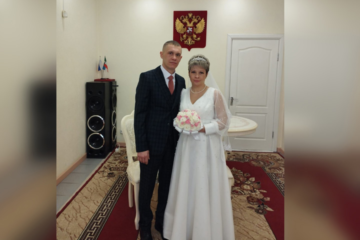 Первый брак зарегистрирован в Саяногорске