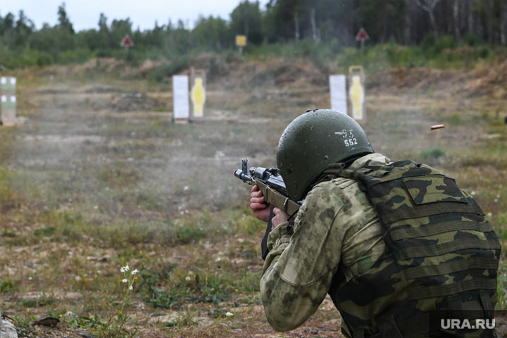В Госдуме анонсировали военные сборы для не служивших россиян старше 30 лет