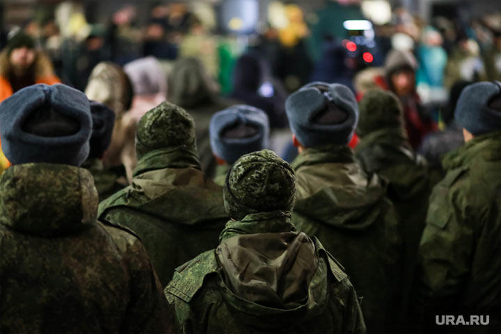 Депутат Госдумы указал на неожиданную угрозу РФ, из-за которой власти увеличивают армию