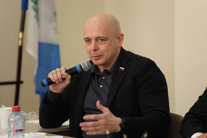 Депутат Госдумы о правительстве Хакасии: Денег не дают, а просто критикуют 