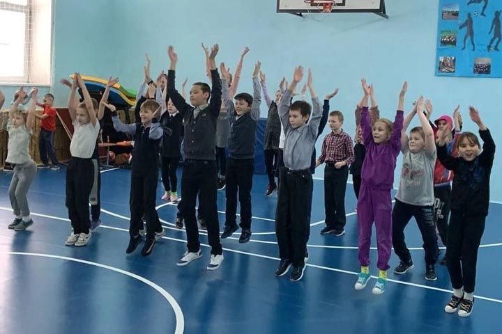 Проект «Киноуроки в школах России» вдохновил белоярских школьников на флешмоб