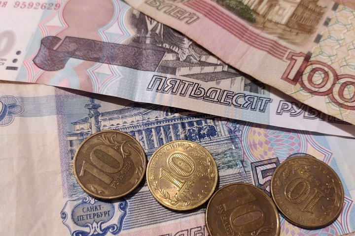 Пенсионеры получат неожиданный бонус: Кому достанется по 2000 рублей?