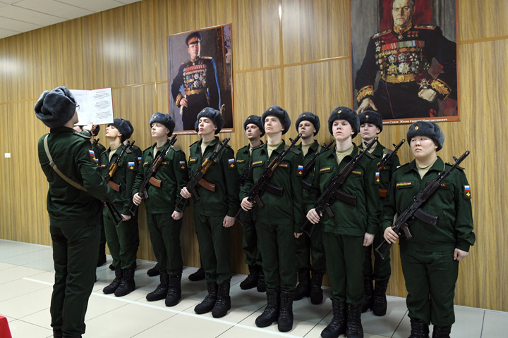 Олег Хорохордин поздравил кадетов с принятием присяги