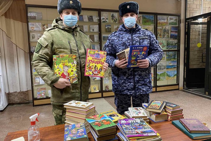 В Хакасии с любовью подарено около 200 книг