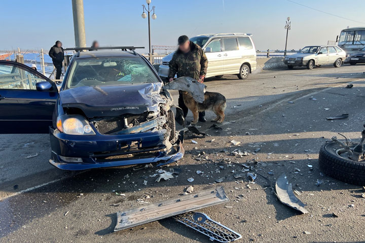 Аварию на виадуке в Абакане спровоцировал водитель Toyota Fielder