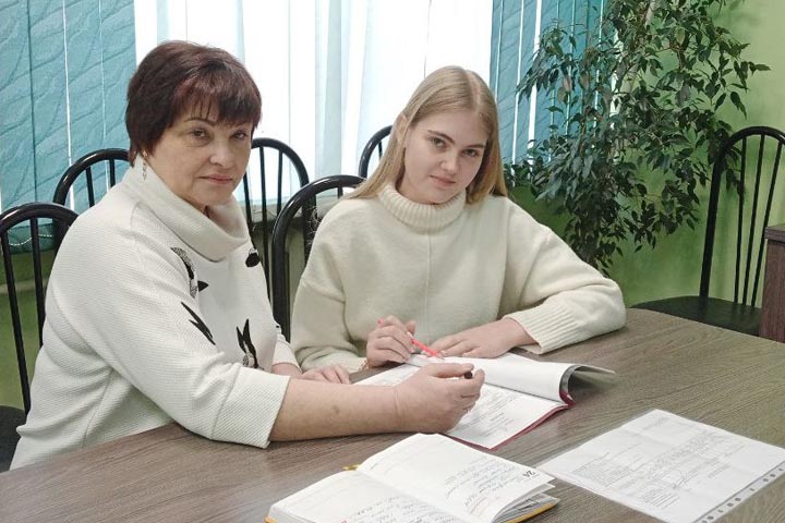 Белоярская десятиклассница приглашена в Москву