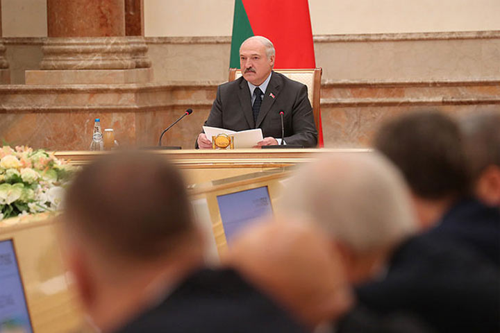 Лукашенко: Белоруссия готовится к войне