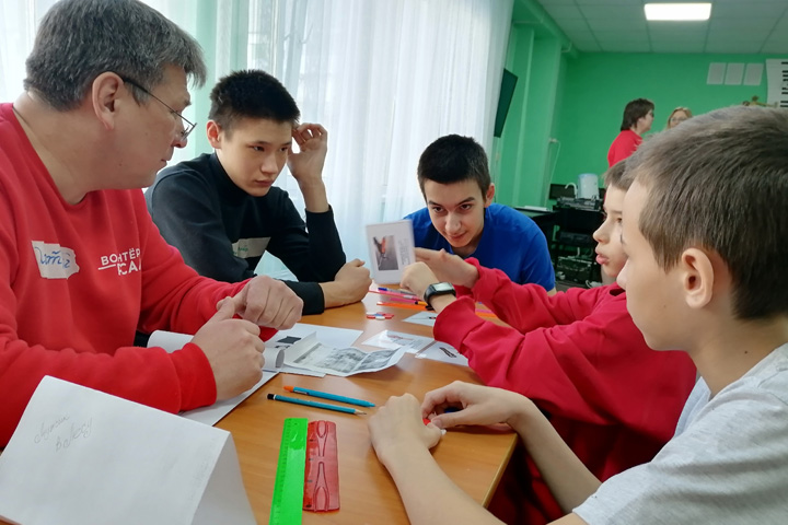 Волонтеры РУСАЛа запустили в Саяногорске новый игровой проект