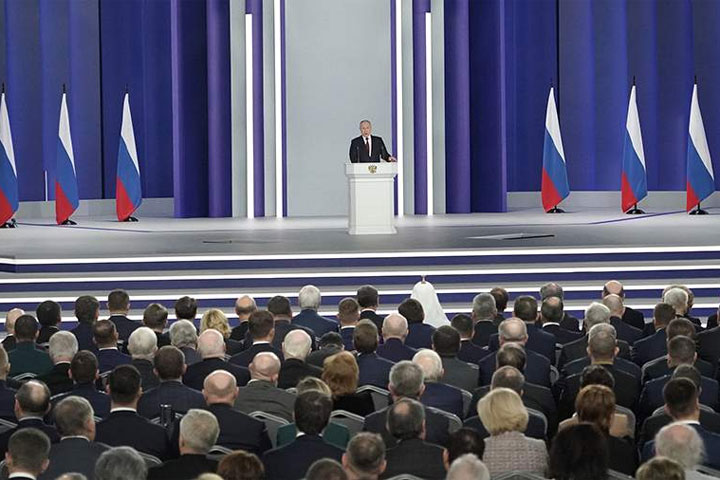 Во Франции оценили послание Путина к Федеральному собранию