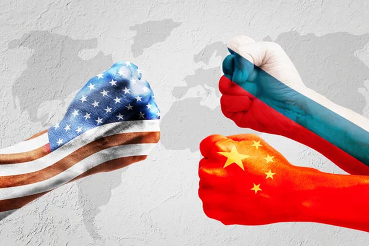 Байден в панике: Россия и Китай объединяются против Запада