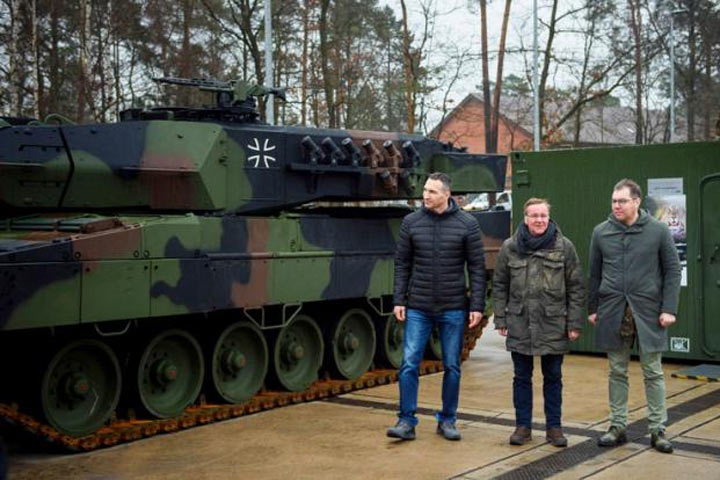 «Леопарды-2» уже на Украине: Их бросят на захват Кременной